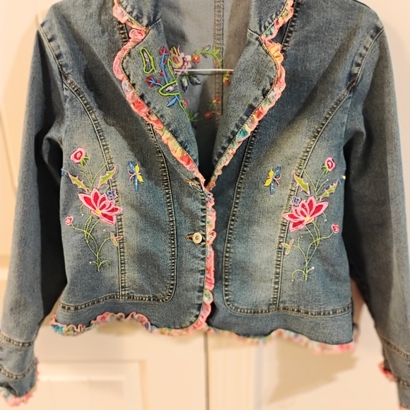 Mechant Blue Jean Jacket with Pink Embroidery - Picture 10 of 10